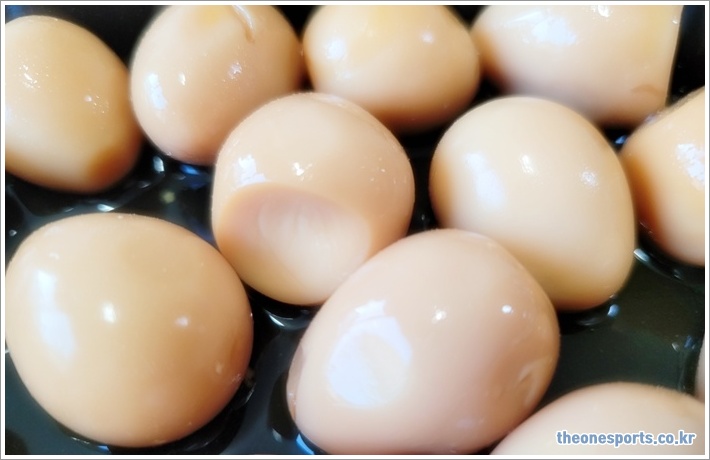 완성된 메추리알조림